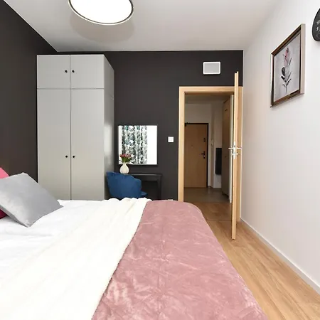 Totu Modern Tower Gorskiego Appartement